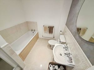Photo 1- click for photo gallery